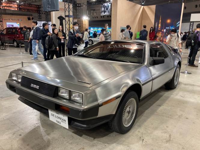 デロリアン
